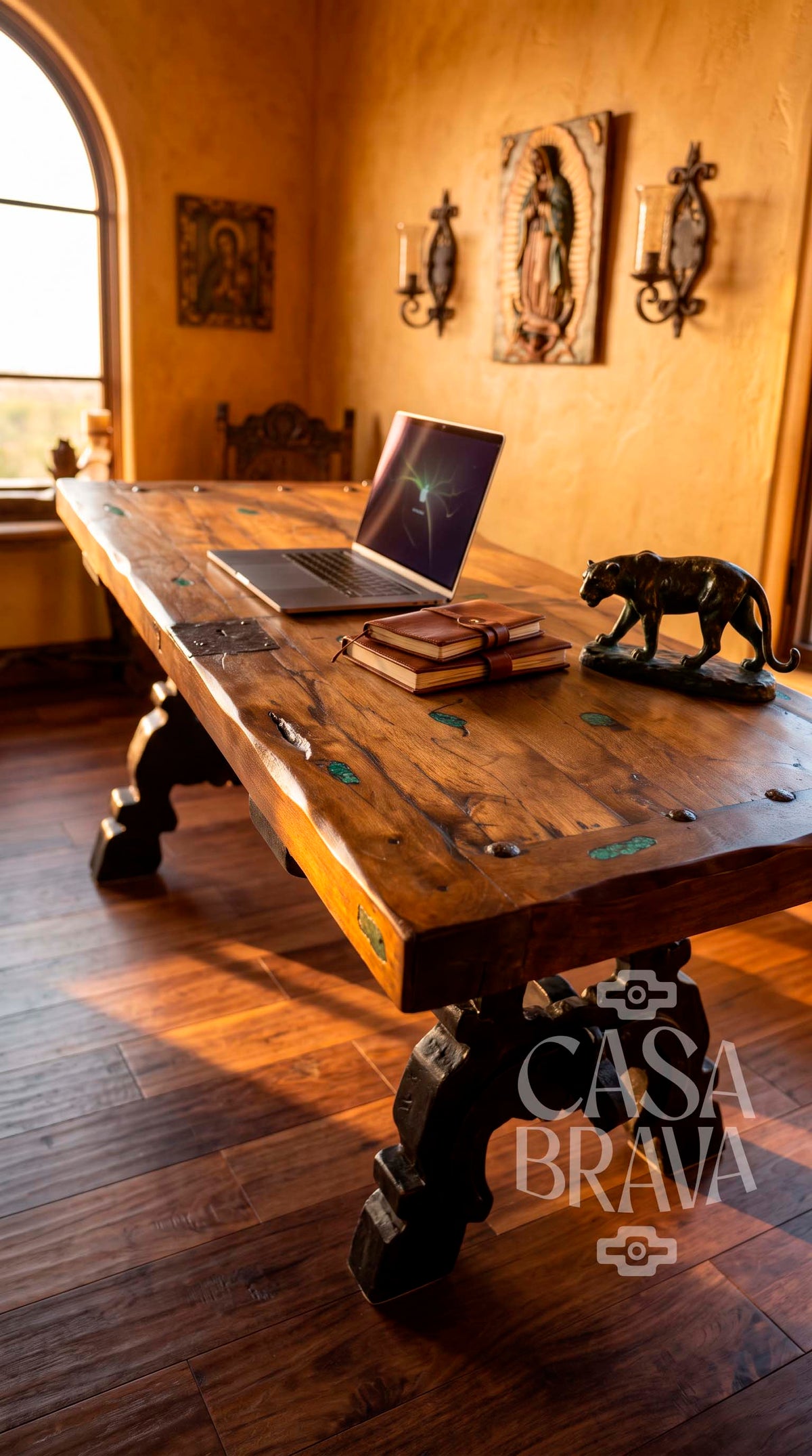 Don Erick Desk