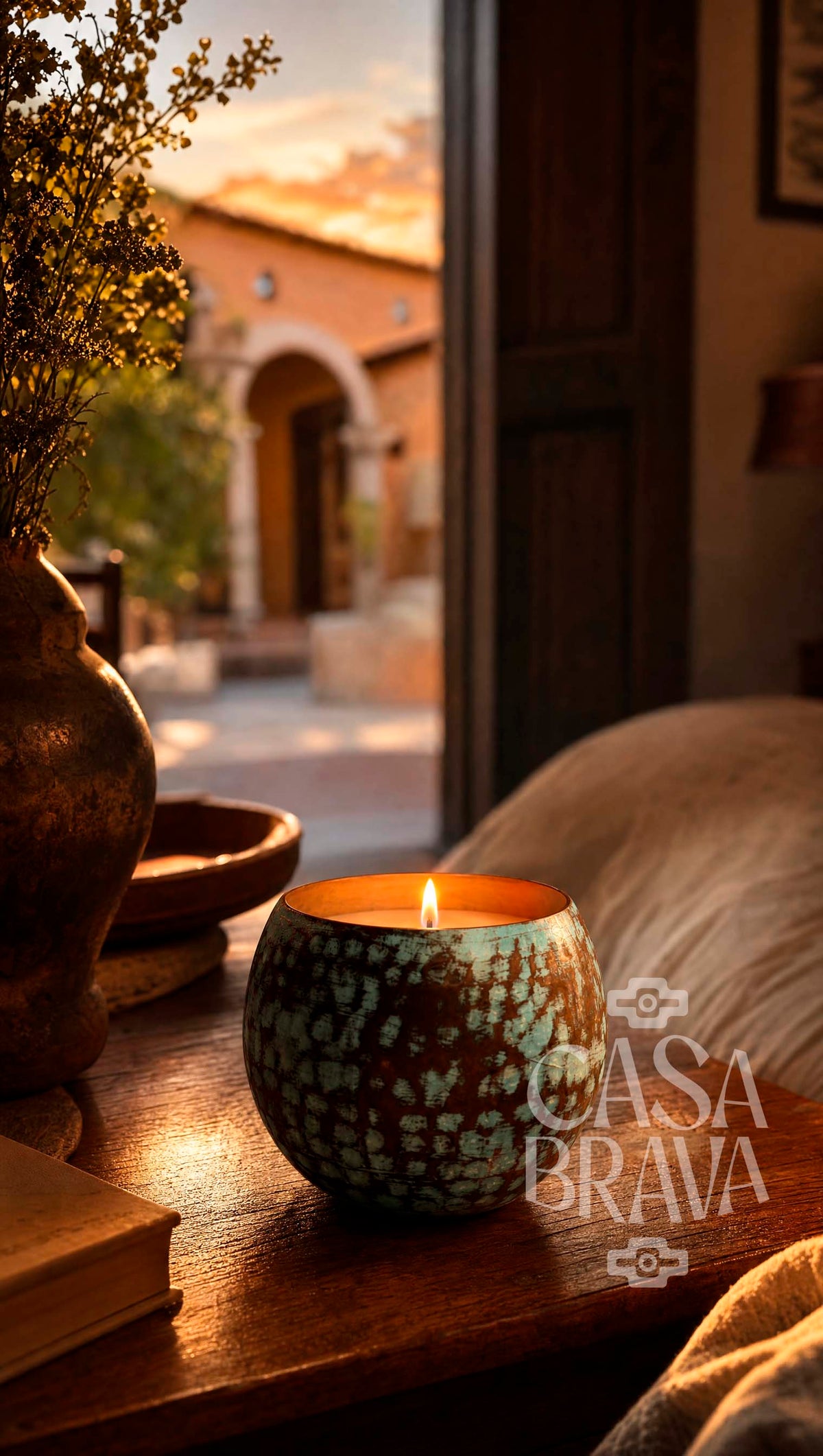 Fragua Hammered Copper Candle