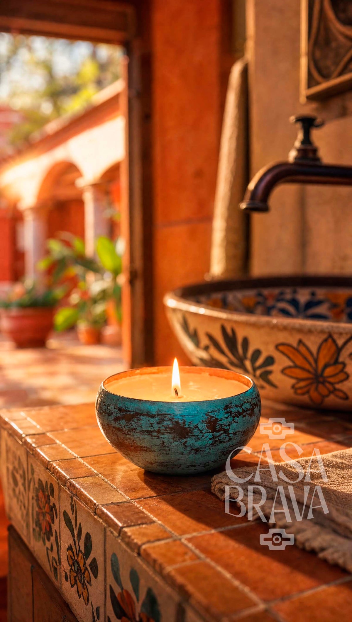 Jícara Hammered Copper Candle