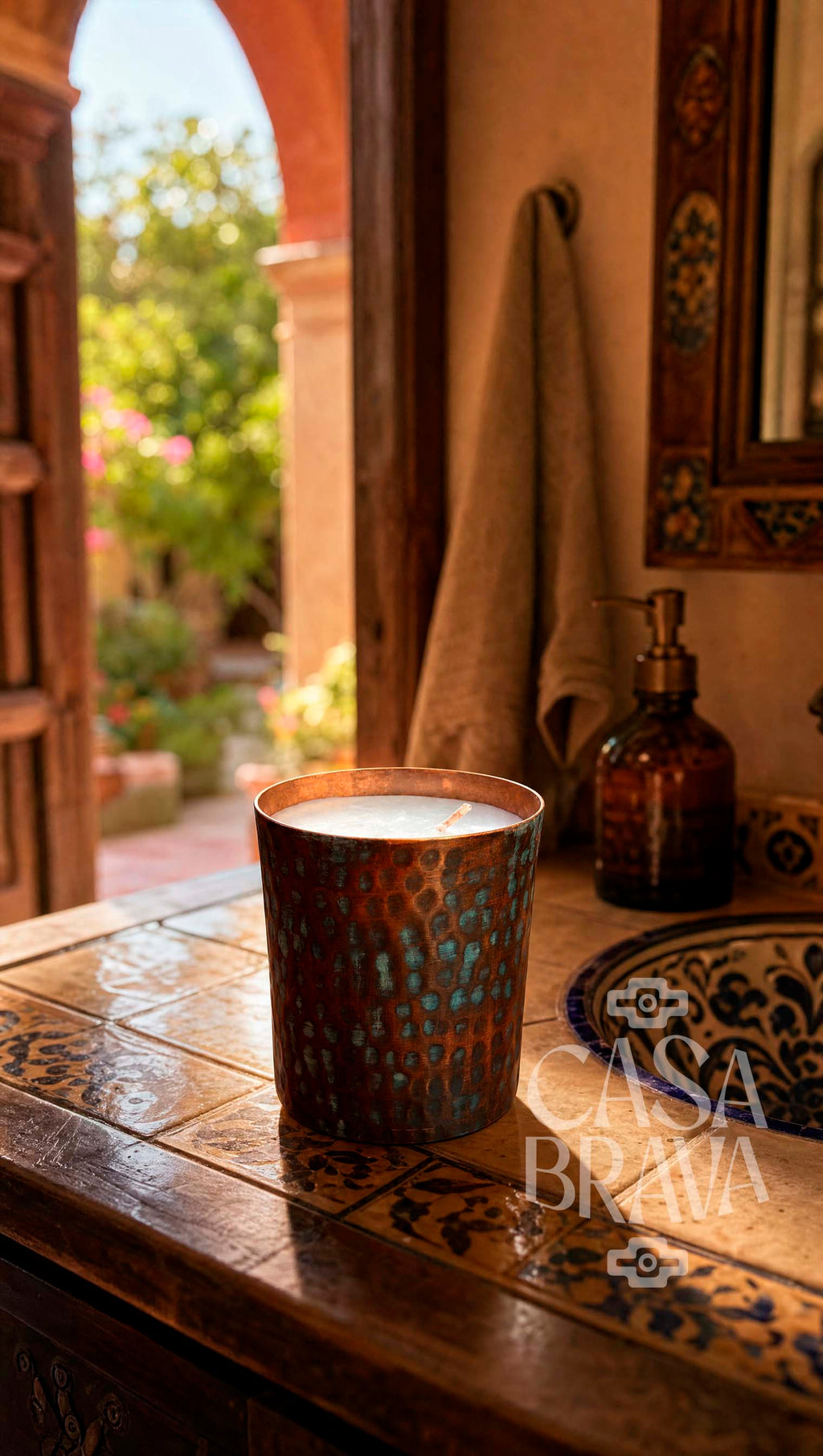 Tutui Hammered Copper Candle